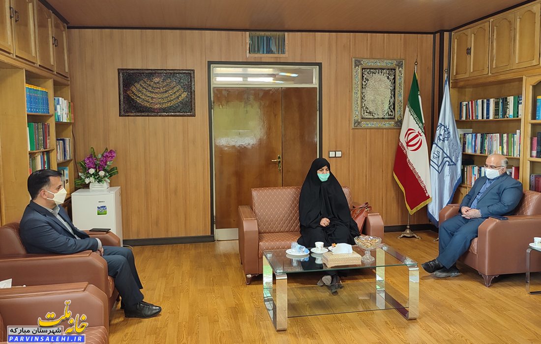 جلسه بررسی مشکلات آموزش و پرورش مبارکه با مدیرکل آموزش و پرورش استان