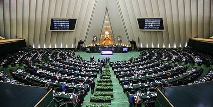 شکستن انحصار و شایسته گزینی در آزمون وکالت، محور مصوبه مجلس برای تسهیل صدور برخی مجوزهای کسب و کار