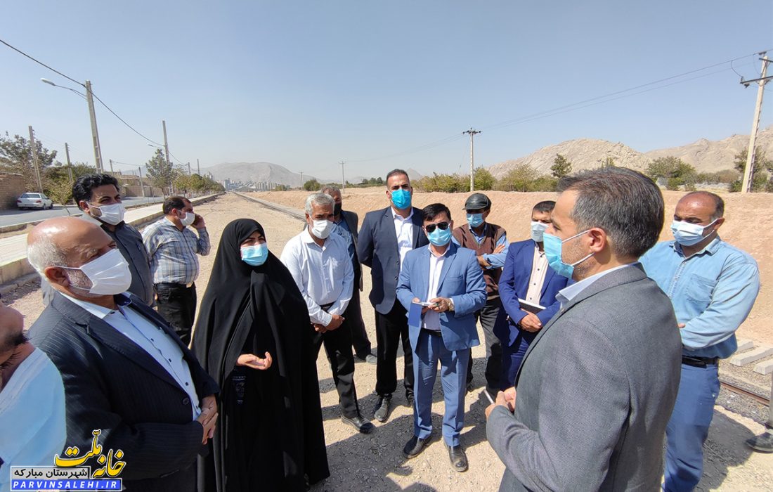 بررسی میدانی نماینده مبارکه از مشکلات محلات حسن آباد و نکوآباد با حضور روسای ادارات شهرستان