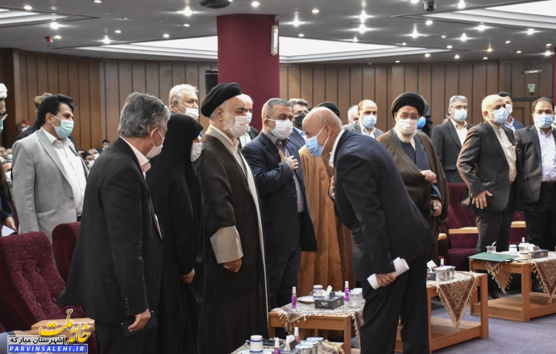 حضور نماینده مبارکه در آیین تودیع و معارفه استاندار اصفهان