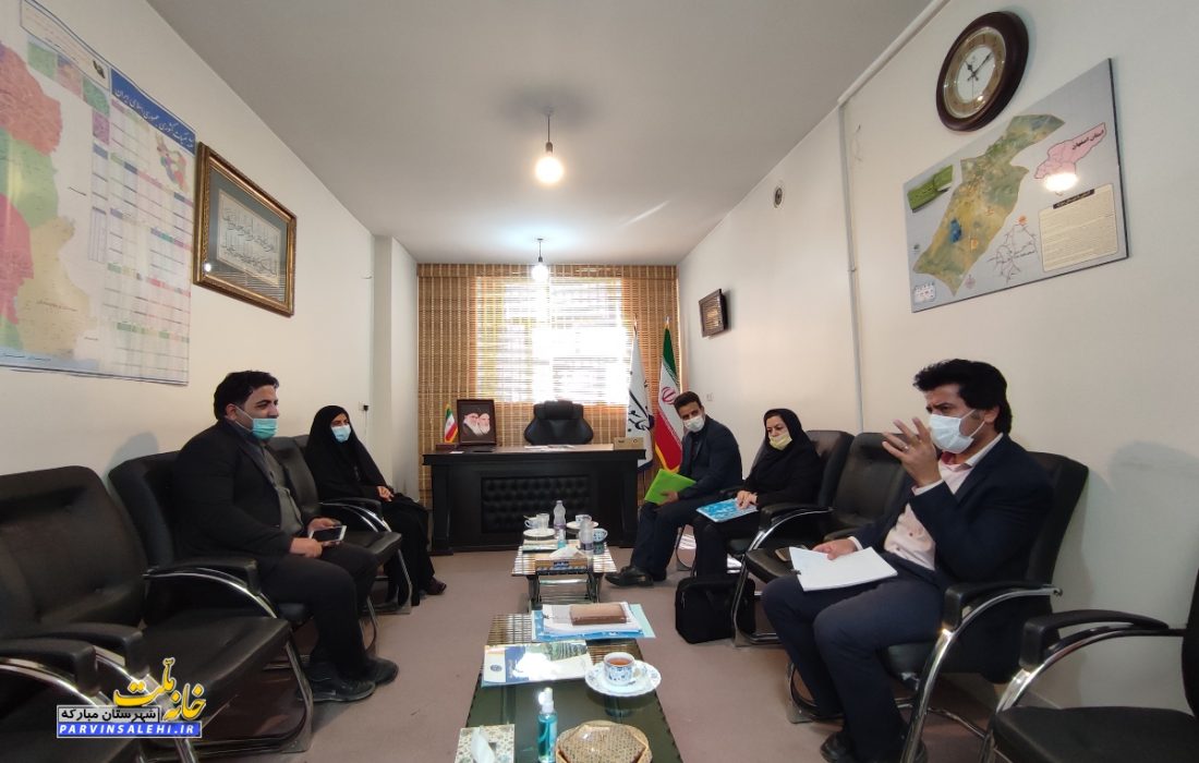جلسه بررسی مسائل واحدهای مسکونی برای خانوادههای دو معلول شهرستان