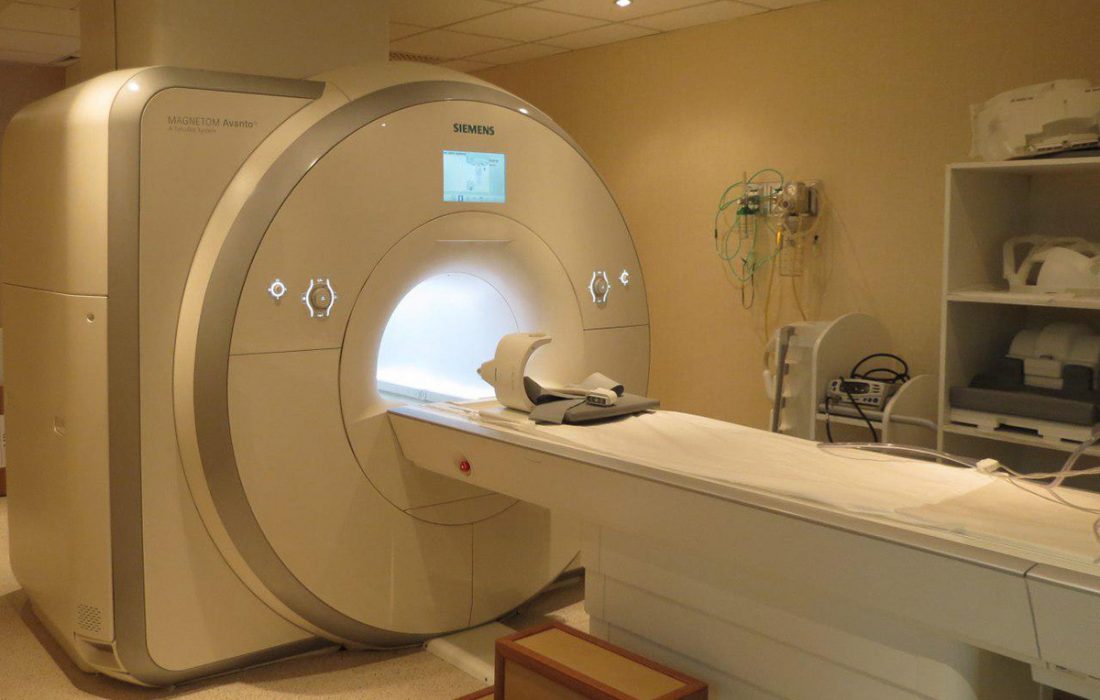 نامه رئیس دانشگاه علوم پزشکی اصفهان به وزیر بهداشت برای تهیه MRI شهرستان مبارکه